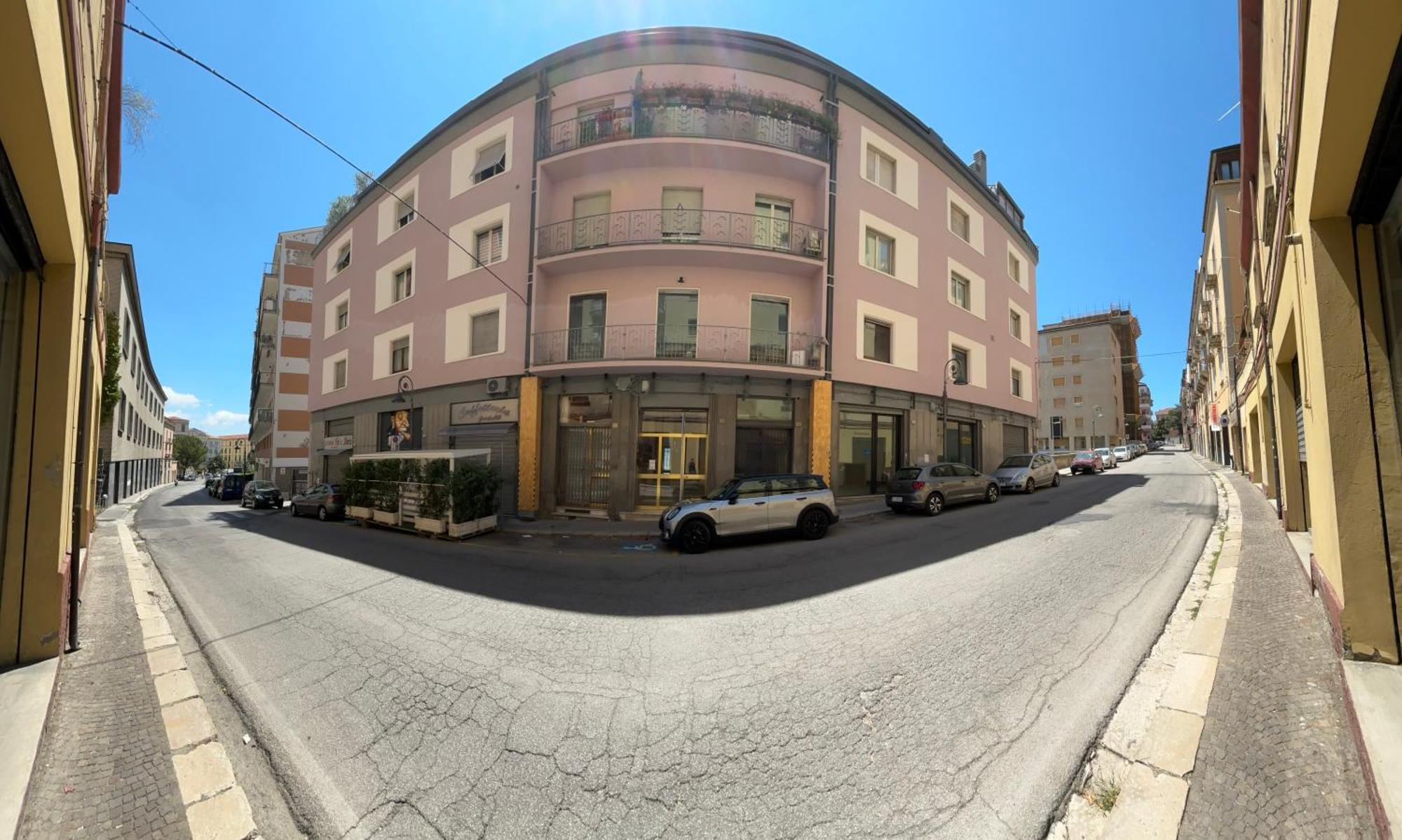 Room & Parking In Centro Citta Con Parcheggio Privato E Wifi Потенца Екстериор снимка